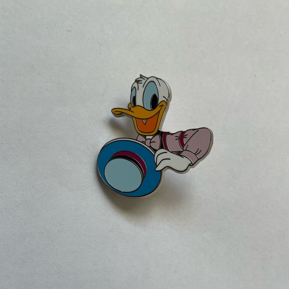 Disney Park Pin Trading Dapper Donald Duck Enamel Pin